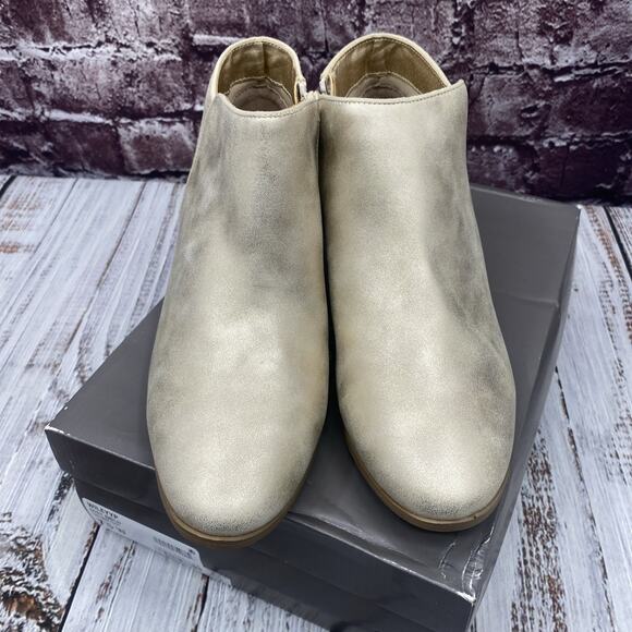 Style & Co. Womens Wileyyp Dist Gold Short Ankle Boots Heels 7.5 W - Picture 3 of 8